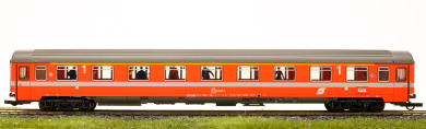 Roco 44652 – 1. Klasse Eurofima-Abteilwagen Amoz der ÖBB, mit Fahrgästen 