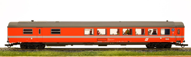 Roco 44666 – Speisewagen Eurofimawagen Wrmz der ÖBB, mit Fahrgästen 