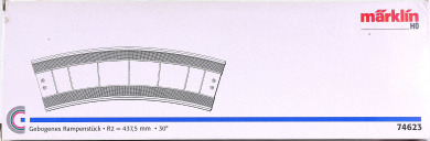Märklin 74623 – Gebogenes Rampenstück R2 437,5mm 30° 