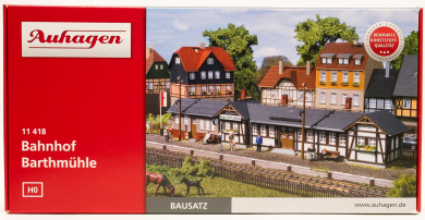 Auhagen 11418 (H0) – Bausatz Bahnhof Barthmühle 
