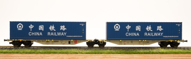 Mehano 90702 – Containerwagen Sggmrss der AAE, beladen mit 2 40 ft Containern der China Railway 
