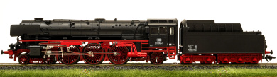 Märklin 3690 – Schlepptender-Dampflok BR 011 der DB, digital (MM/DCC) & Sound 