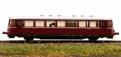 Hobbytrain H2671 (N) – Schienenbus MAN VT 27 Motorwagen (Dummy) einer Privat-/Werksbahn 