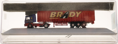 Graham Farish G512102 (1:148) – MAN F2000 Sattelzug, Brady Distribution, druckguss 