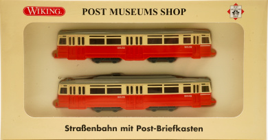 Wiking 82-11 (1:87) – Post Museums Shop, Straßenbahn mit Post-Briefkasten 