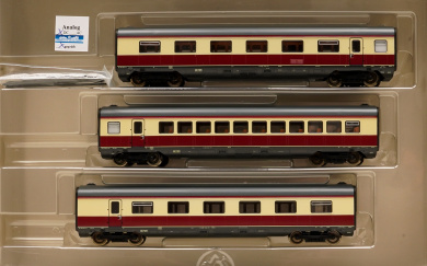 Roco 64057 – 3-teiliges Ergänzungswagen-Set zum Dieseltriebzug TEE BR 601 der DB 