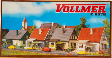 Vollmer 9575 (Spur Z) – Bausatz, Wohnhäuser, Adlerstraße 2-8 (4 Gebäude) 