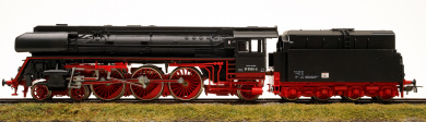 Piko 5/6320 – Schnellzug-Schlepptender-Dampflok BR 01 der (D)DR 