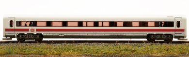 Minitrix 13394 – 1. Klasse ICE 1 Mittelwagen der DB, für Triebzug 12855 