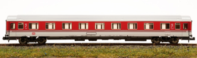 Roco 24305 (N) – 1. Klasse IC/EC Abteilwagen Avmz 207 der DB 