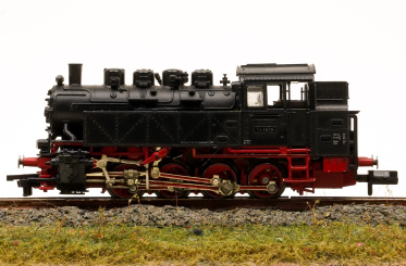 Fleischmann 95 7035 (N) – Tender-Dampflok BR 81 der DB 