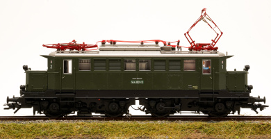 Piko 51183 (AC) – Güterzug-Elektrolok BR 144 der DB, digital (mfx/MM/DCC) & Sound 