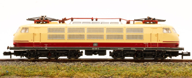 Fleischmann 7375 (N) – Schnellzug-Elektrolok BR 103 der DB 