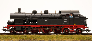 Märklin 37072 – Tender-Dampflok BR 78 der (D)DR, digital (MM) 