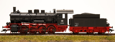 Märklin 34550 – Schlepptender-Dampflok BR 55 der DB, digital ESU V5 (mfx) 