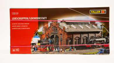 Faller 120159 (H0) –  Bausatz Lok-Werkstatt/Lokschuppen für Fahrzeuge bis 250 mm Länge 