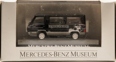 Herpa (1:87) – Mercedes-Benz 100 D Bus, Mercedes-Benz Museum 