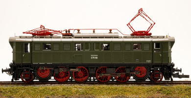 Brawa 43218 – Mehrzweck-Elektrolok BR E75 der DB, digital (DCC) & Sound  