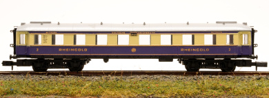 Arnold 3313 (N) –  2. Klasse Rheingold-Schnellzuwagen SB4ü-28 der DRG 