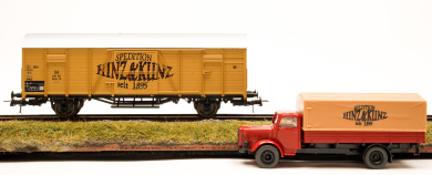 Roco 44100 – Gedeckter Güterwagen Glmhs 38 HINZ & KUNZ der DB 