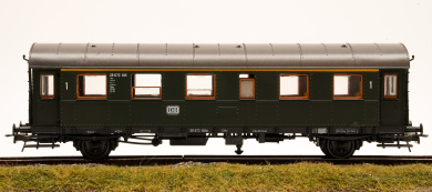 Roco 4203 – 1. Klasse Personenwagen Donnerbüchse (Aic) der DB  