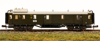 Minitrix 13189 – Gepäckwagen Pw4ü Bay 06a der DRG 