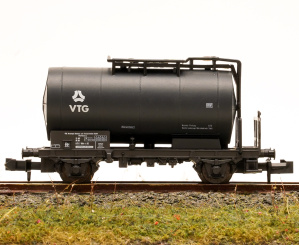 Roco 02320A (N) – Kesselwagen VTG der DB 
