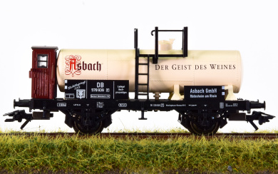 Trix 24038 – Kesselwagen Asbach der DB 