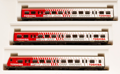 Roco 44020 – 3-tlg. S-Bahnwagen-Set -Toshiba- der DB, Innenbeleuchtung 
