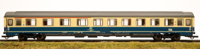 Roco 44641 – 1./2. Klasse Eurofima-Schnellzug-Abteilwagen ABvmz 227 der DB 