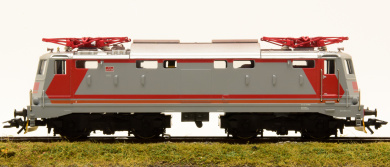 Märklin 37240 – Mehrzweck-Elektrolok BR E 424 der FS, digital (MM)  