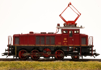 Märklin 37562 – Rangier-Elektrolok BR E60 -Bügeleisen- der DB, digital (MM) 