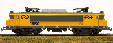 Märklin 3526 – Schnellzug-Elektrolok Serie 1600 -Den Haag- der NS, digital (MM/DCC) 