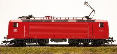 Märklin 34431 – Elektrolok BR 143 der DB AG, digital (MM/DCC) 