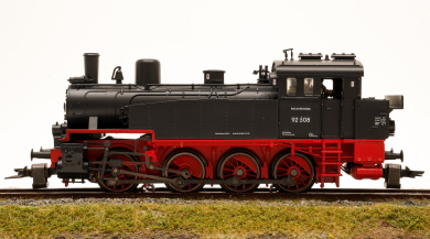 Märklin 34133 – Tender-Dampflok BR 92 (ehem. T13) der (D)DR, digital (MM/DCC) 