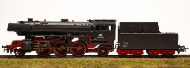 Märklin 33005 – Schlepptender-Dampflok BR 23 der DB, digital (MM/DCC)  