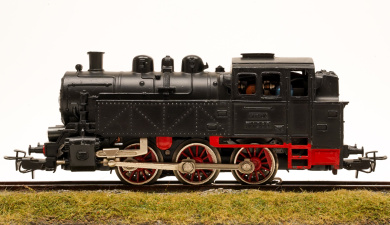 Märklin TM 800 – Tender-Dampflok BR 80, Variante 2 von 1953-1956 