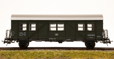 Roco 4333 B – Wohn-und Schlafwagen 2901 der DB 