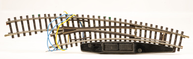 Märklin 2268 – K-Gleis elektrische Bogenweiche links, Hohlprofil  