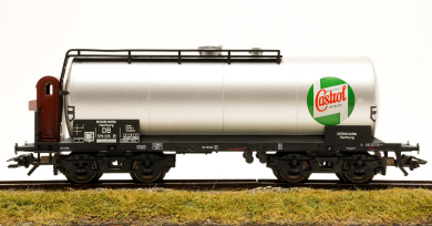 Märklin 46518 – Mineralöl-Kesselwagen CASTROL der DB 