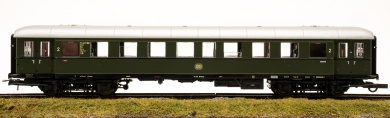 Roco 44546 (AC) – 2. Klasse Eilzugwagen B4ywe der DB 