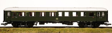 Roco 44547 (AC) – 1./2. Klasse Eilzugwagen AB4yswe der DB 