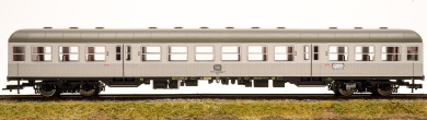 Fleischmann 5642 K – 2. Klasse Nahverkehrswagen Silberling der DB 