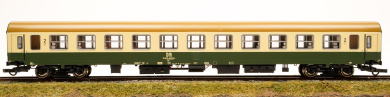 Roco 74802 – 2. Klasse Halberstädter-Schnellzugwagen Bm der (D)DR 