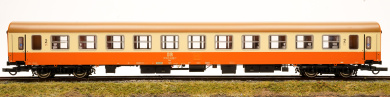 Roco 6200043 – 2. Klasse Halberstädter-Schnellzugwagen Bme der (D)DR 