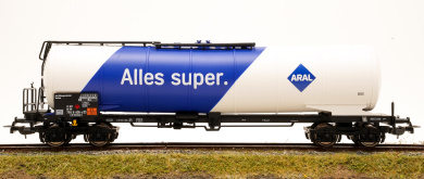 Piko 54189-5 – Knickkesselwagen Bauart Zacns ARAL der DB AG 