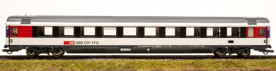 Roco 74281.B – 2. Klasse EuroCity-Reisezugwagen Bpm der SBB 