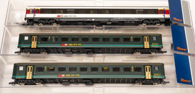 Roco 6200022 – 3-teiliges Reisezugwagen-Set -Bözberg Interregio- der SBB 