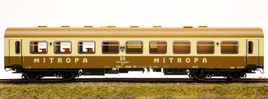 Brawa 45392 – Buffetwagen Wgr der MITROPA 