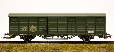 Piko 24504 – Gedeckter Güterwagen Post aa der (D)DR 